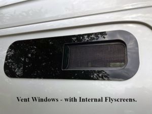 bunk-vent-sliding-privacy-internal-flyscreen