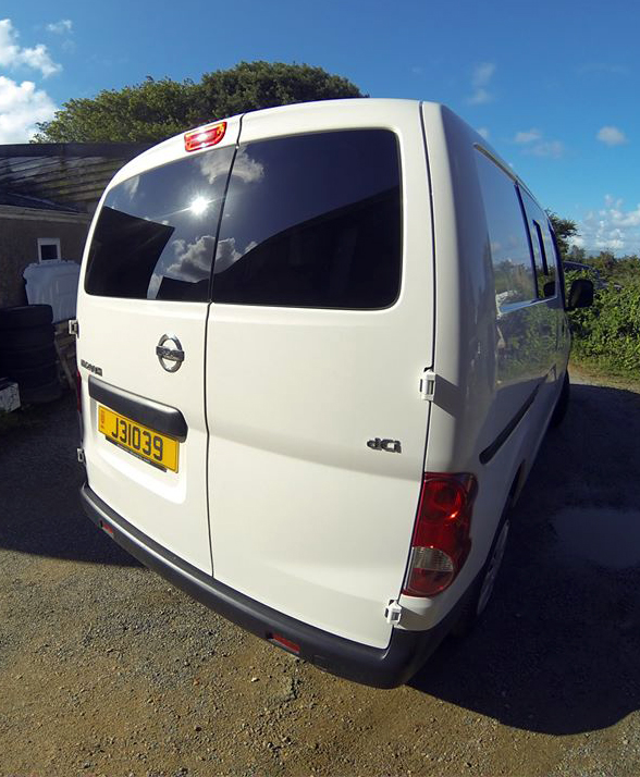 Nissan NV200 2009 > Right Privacy Front Fixed Glass